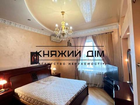 квартира за адресою Дмитрівська вул., 69