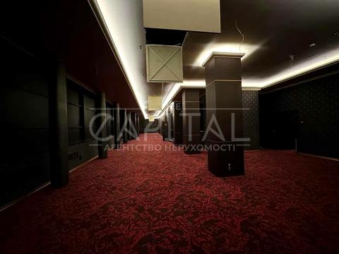 комерційна за адресою Голосіївський просп. (40-річчя Жовтня), 92