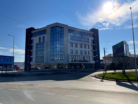 коммерческая по адресу Максимовича ул., 15