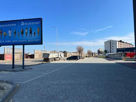 коммерческая по адресу Максимовича ул., 15