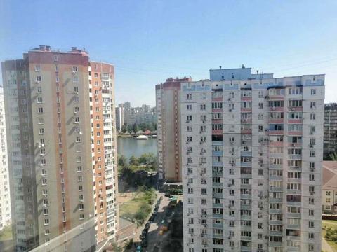 квартира по адресу Драгоманова ул., 2