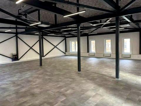 комерційна за адресою Івана Франка вул., 26