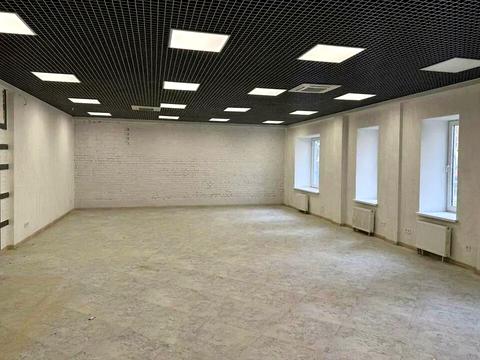 комерційна за адресою Івана Франка вул., 26