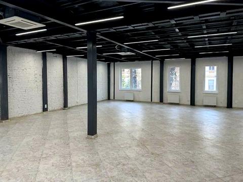 комерційна за адресою Івана Франка вул., 26