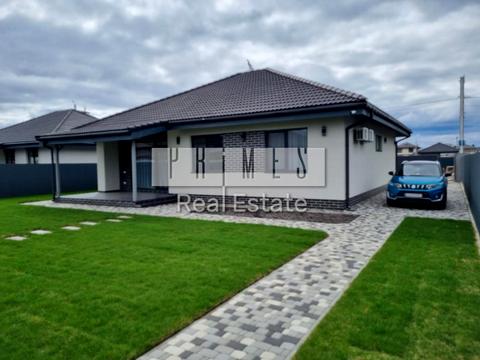 будинок за адресою Центральна вул.