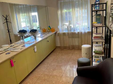 коммерческая по адресу Воскресенская ул. (Ленина), 4