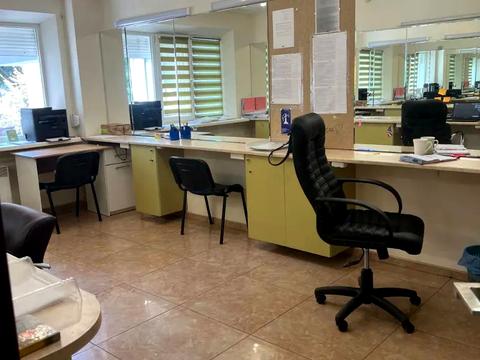 коммерческая по адресу Воскресенская ул. (Ленина), 4