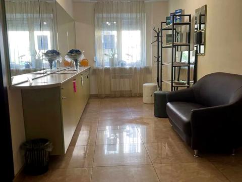 коммерческая по адресу Воскресенская ул. (Ленина), 4