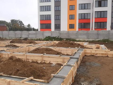 будинок за адресою Вишнева