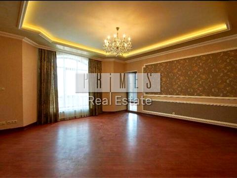 будинок за адресою Валова вул.