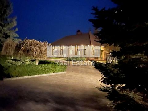 будинок за адресою Валова вул.