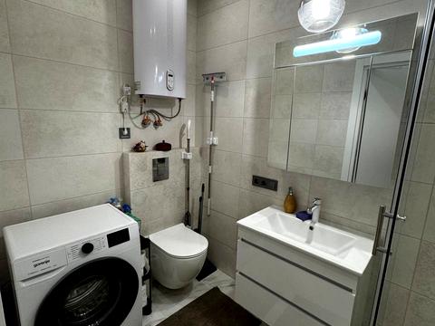 квартира за адресою Князя Ярослава Мудрого вул. (Ленінградська), 8