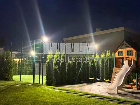 будинок за адресою Дніпровська