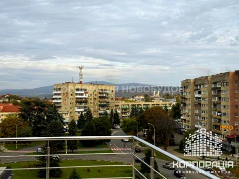 коммерческая по адресу Площа Богдана Хмельницького, 2Б