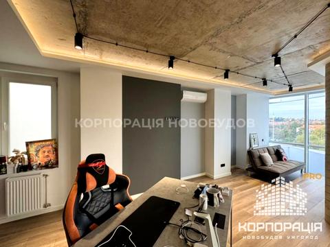 коммерческая по адресу Площа Богдана Хмельницького, 2Б