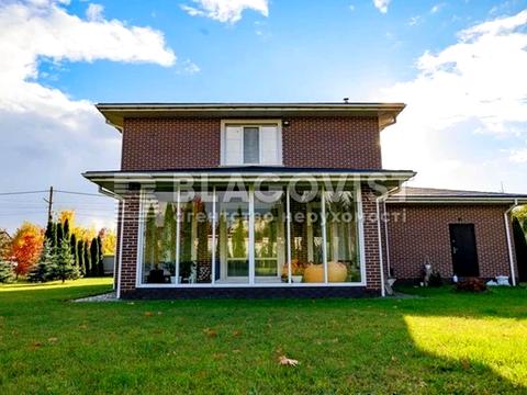 будинок за адресою Молодіжна вул.