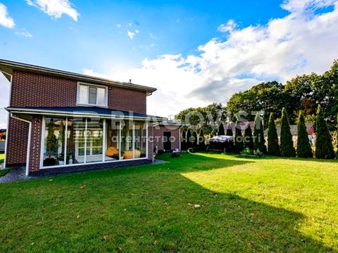 будинок за адресою Молодіжна вул.