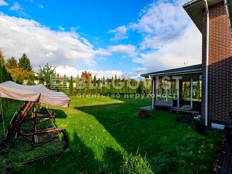 будинок за адресою Молодіжна вул.