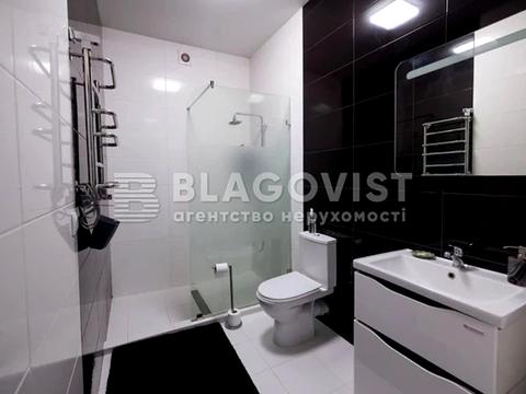 будинок за адресою Молодіжна вул.