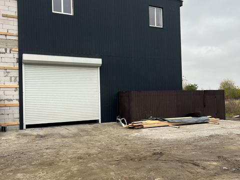 комерційна за адресою Радосинська вул., 124