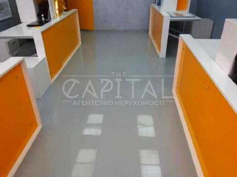 комерційна за адресою Старонаводницька вул., 13