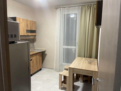 квартира за адресою Віталія Нестеренка вул., 1б