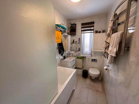 дом по адресу айвазовського, 33Б