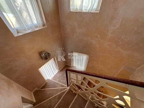 дом по адресу айвазовського, 33Б