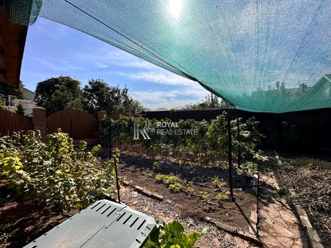 дом по адресу айвазовського, 33Б