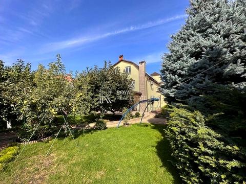 дом по адресу айвазовського, 33Б