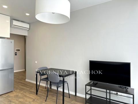 квартира за адресою Ревуцького вул., 40-В