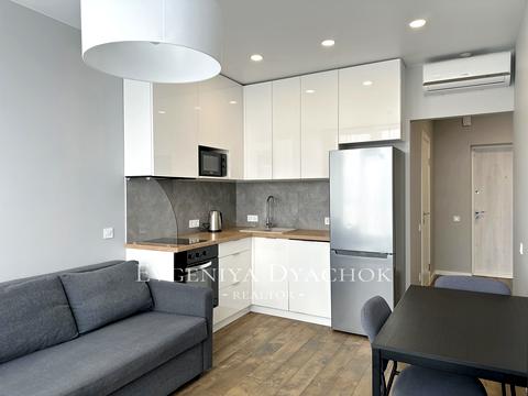 квартира за адресою Ревуцького вул., 40-В