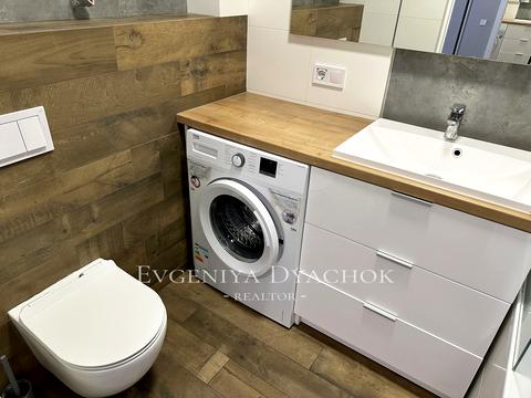 квартира за адресою Ревуцького вул., 40-В