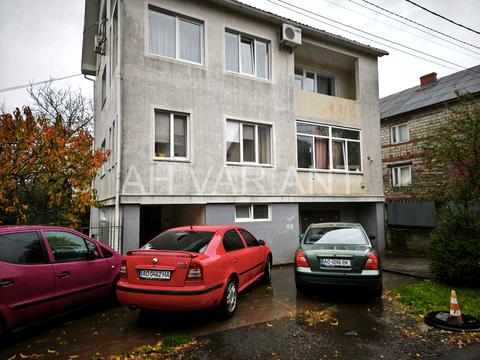 квартира за адресою Горіхова вул., 1