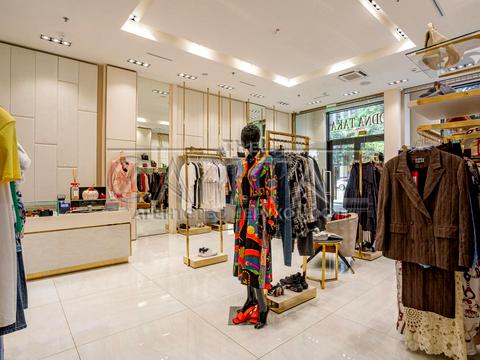 комерційна за адресою Антоновича вул. (Горького), 44