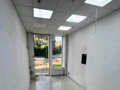 комерційна за адресою Князя Ярослава Осмомисла пл., 10