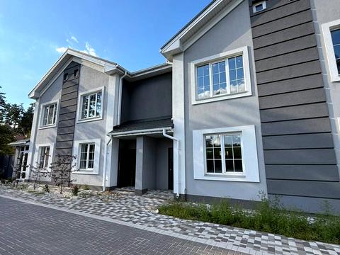 дом по адресу Революція