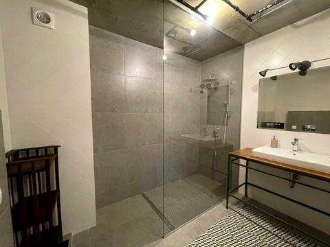 квартира по адресу Торфяная ул., 21