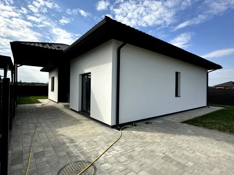 будинок за адресою Спортивна вул.