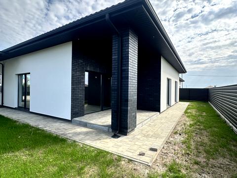 будинок за адресою Спортивна вул.