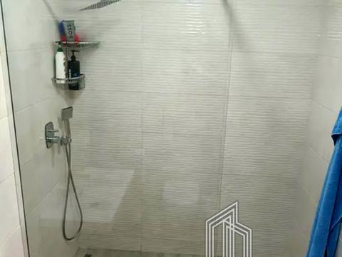 квартира по адресу Ревуцкого ул., 40-Г