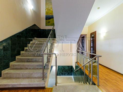 будинок за адресою Павла Загребельного вул. (Миколи Раєвського), 1