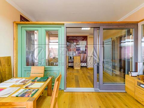 будинок за адресою Павла Загребельного вул. (Миколи Раєвського), 1