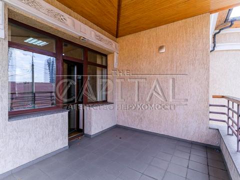 будинок за адресою Павла Загребельного вул. (Миколи Раєвського), 1