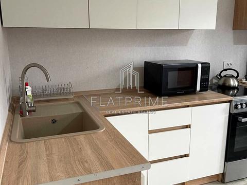 квартира за адресою Анни Ахматової вул., 41