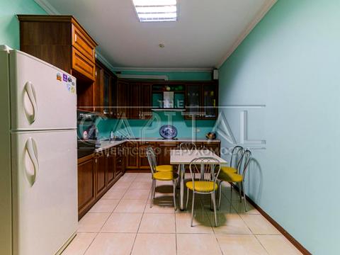 будинок за адресою Павла Загребельного вул. (Миколи Раєвського), 1