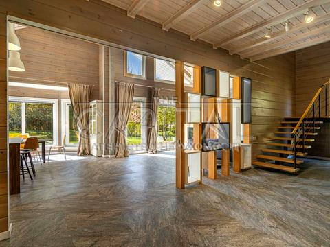 дом по адресу Миколы Бажана просп., 36