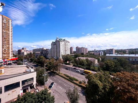 квартира по адресу Голосеевский просп. (40-летия Октября), 68