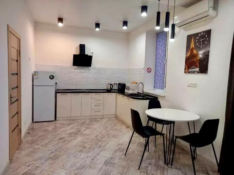 квартира за адресою Маланюка, 28