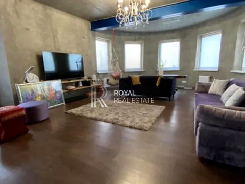 будинок за адресою Софії Русової вул.